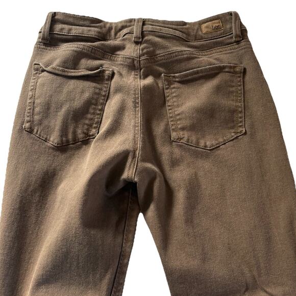 Lee Jeans Women’s Brown 8 Short Regular Fit Straight Leg Mid-Rise Jeans - Picture 6 of 13